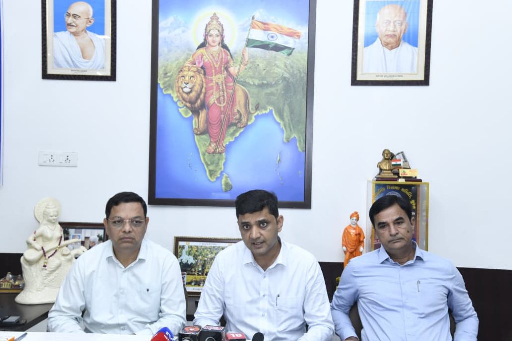 અમદાવાદ સ્કૂલ બોર્ડની શતાબ્દી ઉજવણી : ‘100 શ્રેષ્ઠ શતાબ્દી અનુપમ શાળાઓ’નું ...