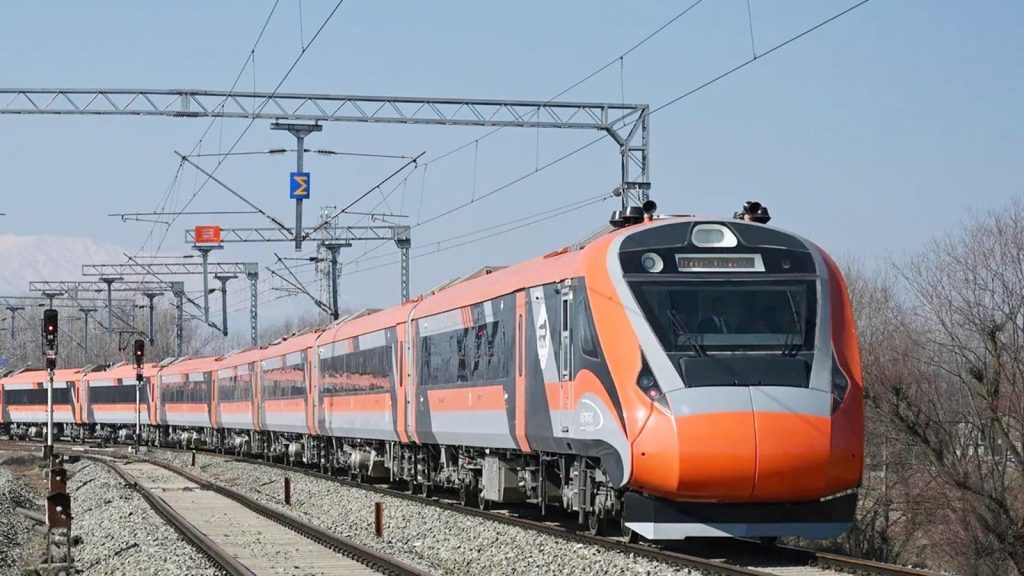 Vande Bharat Express Train: यह नई वंदे भारत एक्सप्रेस ट्रेन संख्या 26101/26102 के रूप में चलेगी।...