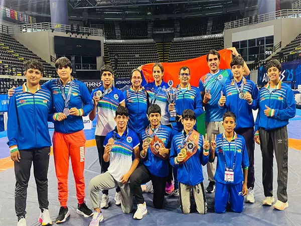 भारतीय महिला कुश्ती टीम ने अंडर-17 विश्व कुश्ती चैंपियनशिप में छह पदक जीते
