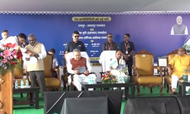 रायपुर-जबलपुर ट्रेन का हुआ शुभारंभ, वीडियो