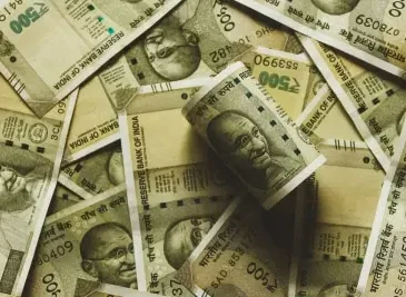एटीएम से 500 रुपए के नोटों की सप्लाई बंद करने का कोई प्रस्ताव नहीं : केंद्र