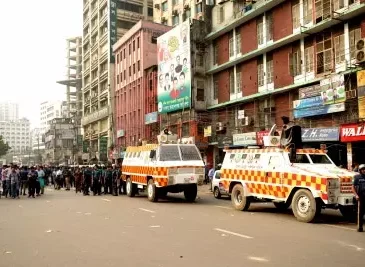 बांग्लादेश: तिहरे हत्याकांड में स्थानीय सरकारी सलाहकार के कनेक्शन का दावा