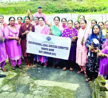 छह महीने तक सिर्फ मां का दूध ही शिशु का आहार