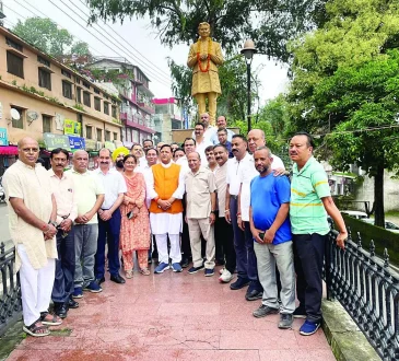 सोलन-सिरमौर में पूर्व मुख्यमंत्री को दी श्रद्धांजलि