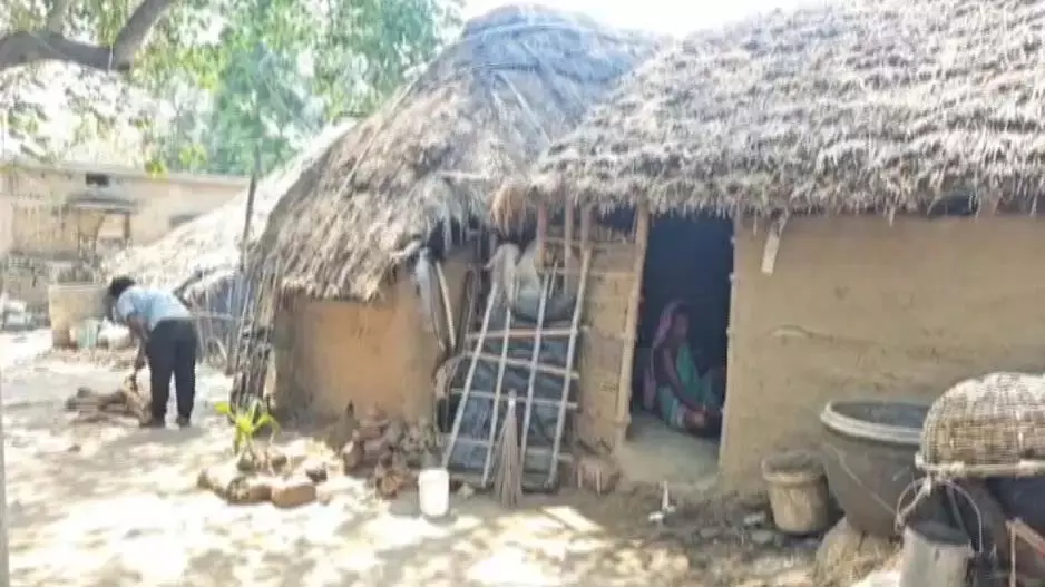 ઓડિશામાં આ ગામ સદીઓથી વિશ્વાસની પરંપરા જાળવી રાખે છે ओडिशा का यह गांव सदियों पुरानी आस्था की परंपरा को कायम रखता है