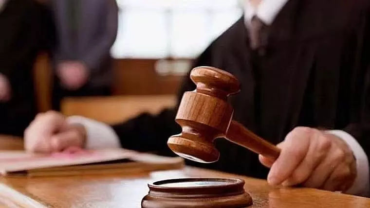 ગ્વાલિયર: કન્ફેશન ઓફ કન્ફેશન 1976 49 વર્ષ પછી, કોર્ટમાં શરણાગતિ Gwalior: 49 साल बाद कबूली 1976 की चोरी, अदालत में किया आत्मसमर्पण