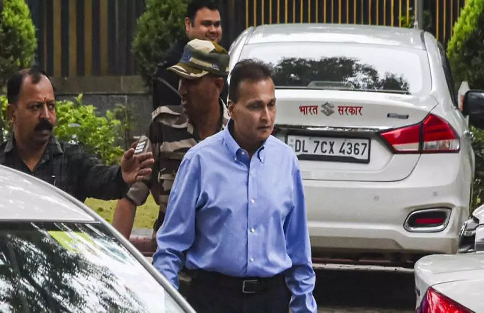 બિગ બ્રેકિંગ: એડની અનિલ અંબાણીએ લોન છેતરપિંડીના કેસમાં 10 કલાકની પૂછપરછ કરી BIG BREAKING: लोन फ्रॉड केस में ईडी की अनिल अंबानी से 10 घंटे पूछताछ