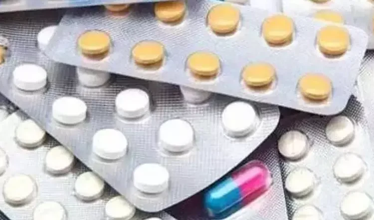 कार से नकली दवा जब्त, 6 सप्लायर गिरफ्तार | Fake medicine seized from car, 6 suppliers arrested | कार से नकली दवा जब्त, 6 सप्लायर गिरफ्तार