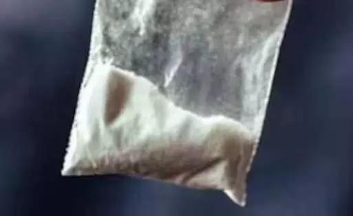 पान दुकान से ड्रग्स सप्लाई, दुकानदार गिरफ्तार | Drugs supplied from paan shop, shopkeeper arrested | पान दुकान से ड्रग्स सप्लाई, दुकानदार गिरफ्तार