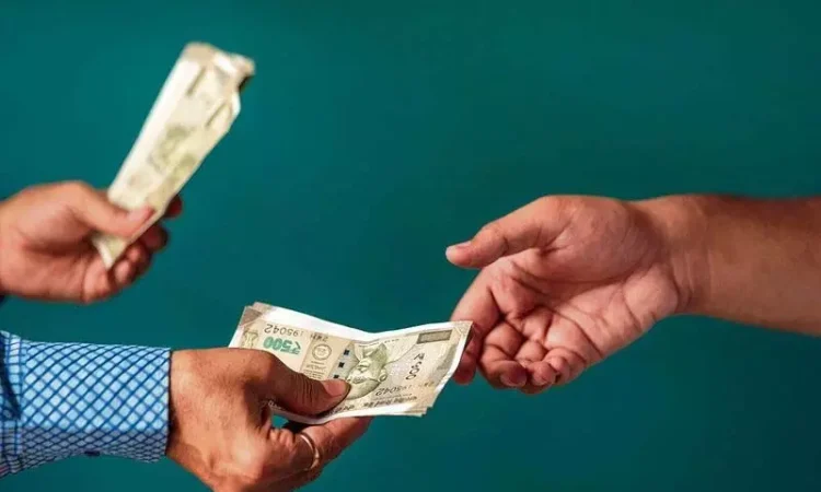 दिल्ली पुलिस का एसआई 40,000 रुपये की रिश्वत लेते गिरफ्तार
