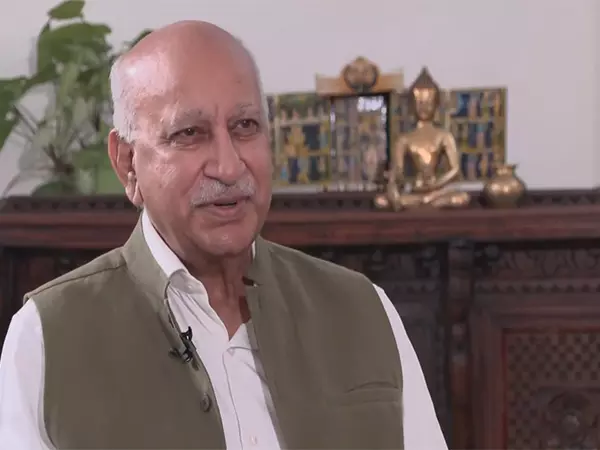 एमजे अकबर का बयान: आतंकवाद को हथियार बनाकर पाकिस्तान ने भारत को स्थायी दुश्मन बना लिया | MJ Akbar's statement: By using terrorism as a weapon, Pakistan has made India its permanent enemy