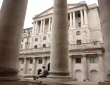 Bank of England ने ब्याज दरों में 25 आधार अंकों की कटौती कर इसे 4% कर दिया