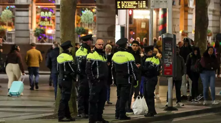 6 વર્ષીય -લ્ડ ભારતીય -ઓરિગિન છોકરીએ આયર્લેન્ડમાં હુમલો કર્યો Ireland में 6 साल की भारतीय मूल की बच्ची पर हमला