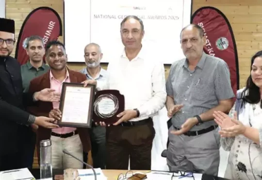 आईआईटी बॉम्बे SKUAST-K में ग्रामीण डेटा सेंटर स्थापित करेगा | IIT Bombay to set up rural data centre at...