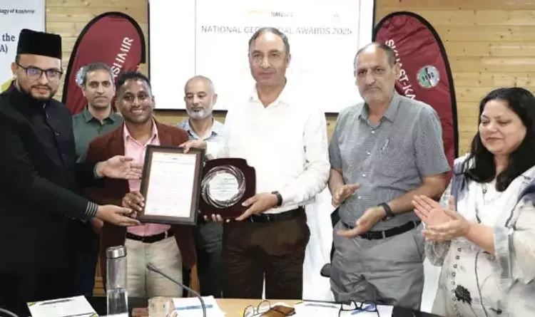 आईआईटी बॉम्बे SKUAST-K में ग्रामीण डेटा सेंटर स्थापित करेगा | IIT Bombay to set up rural data centre at...
