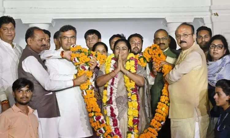 निजी स्कूलों में मनमानी फीस वृद्धि पर अंकुश लगाने के लिए शिक्षा विधेयक को...