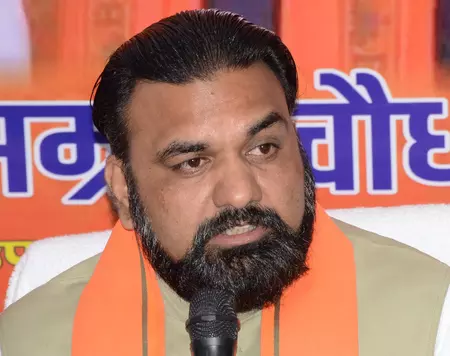 बिहार: सम्राट चौधरी का राहुल और तेजस्वी पर तंज, 'एक स्टेट तो दूसरा नेशनल लेवल का झूठा' | Bihar: Samrat Chaudhary taunts Rahul and Tejashwi, 'One is a state level liar, the other is a national level liar' | बिहार: सम्राट चौधरी का राहुल और तेजस्वी पर तंज, 'एक स्टेट तो दूसरा नेशनल लेवल का झूठा'