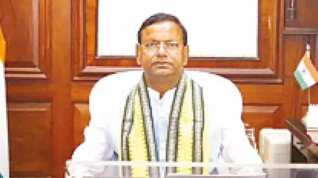 Public Sector के बैंकों ने 5 वर्षों में 5.82 लाख करोड़ रुपये के फंसे हुए ऋण माफ किए | PSBs write...