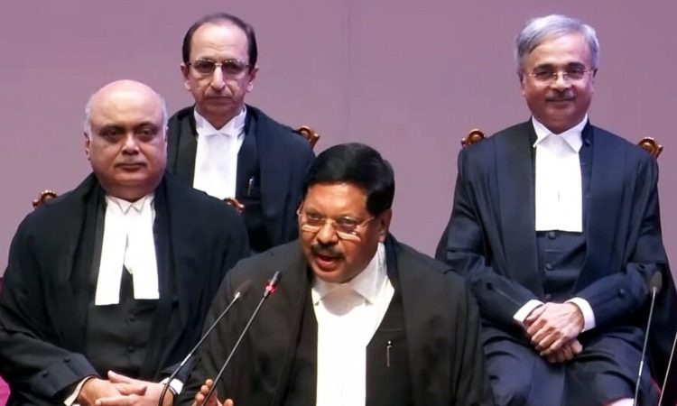 जस्टिस लोकुर की यह टिप्पणी ऐसे समय में आई है, जब कॉलेजियम की हालिया सिफारिश...