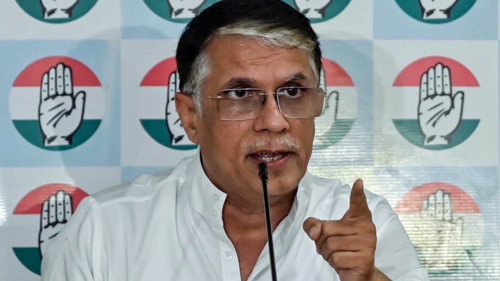 कांग्रेस प्रवक्ता पवन खेड़ा ने कहा, ‘जिस तरह से वे संस्थाओं में दखलअंदाजी...