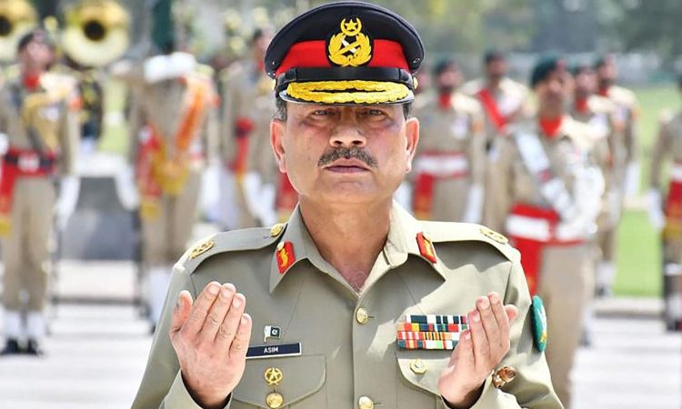 भारत को परमाणु हमले की गीदड़भभकी देने के अलावा मुनीर ने डिनर के दौरान भारत...