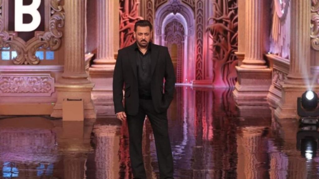 Bigg Boss 19 Salman Khan: ‘बिग बॉस 19’ शुरू हो गया है। सलमान खान ने पहले दिन दर्शकों को शो के 16...