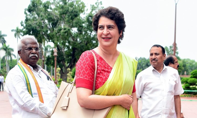 बीजेपी ने प्रियंका के खिलाफ निशाना साधा है। अदालत की अवमानना याचिका दायर...