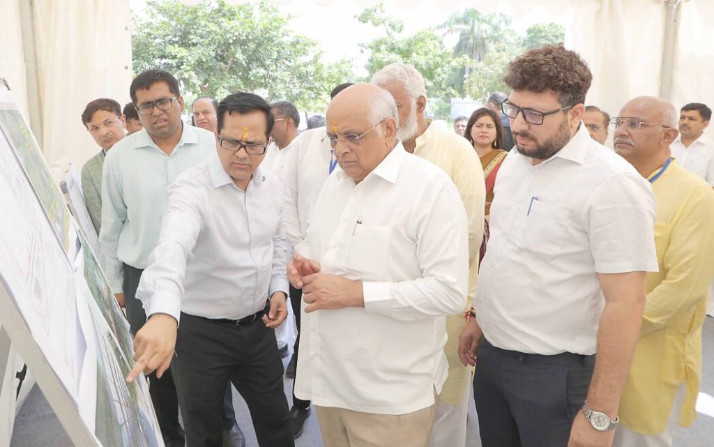 17કરોડના ખર્ચે મલ્ટી મોડેલ ટ્રાન્સપોર્ટેશન હબ અને પબ્લિક પ્લાઝા...