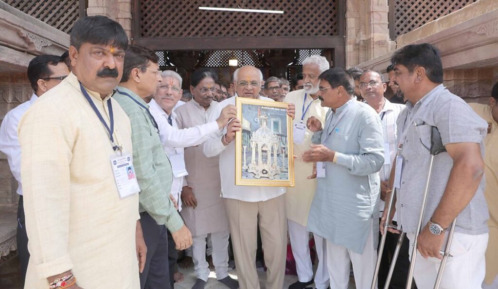 વડનગરના પૌરાણિક હાટકેશ્વર મહાદેવના મંદિર પરિસર વિકાસના બીજા તબક્કામાં...