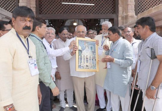 વડનગરના પૌરાણિક હાટકેશ્વર મહાદેવના મંદિર પરિસર વિકાસના બીજા તબક્કામાં...