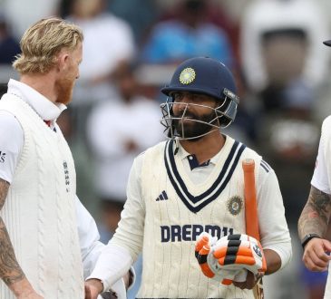 सचिन तेंदुलकर ने इंग्लैंड के खिलाफ मैनचेस्टर टेस्ट में हुए बहुचर्चित...