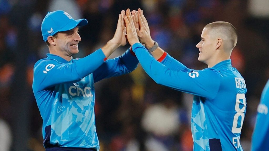 इंग्लैंड ने आयरलैंड के खिलाफ टी20 सीरीज के लिए स्क्वॉड का ऐलान कर दिया है।...