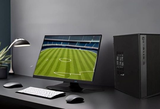 Computer Under 15000: अगर आप अपने बच्चे के लिए या फिर किसी बेसिक काम के लिए कंप्यूटर...
