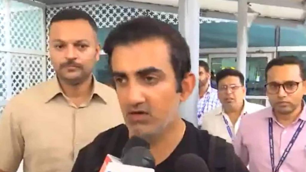 भारत के हेड कोच गौतम गंभीर इंग्लैंड में शानदार टेस्ट सीरीज के बाद भारत लौट...