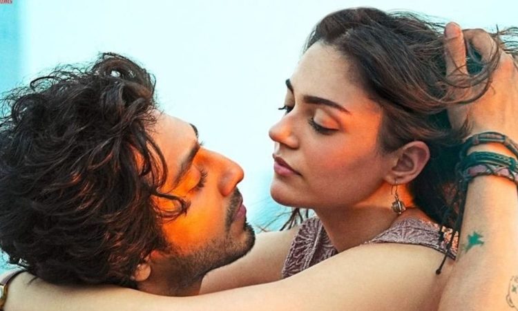 'सैयारा' 45 करोड़ रुपये के बजट में बनी है, जिसने अब तक काफी शानदार कमाई की।...