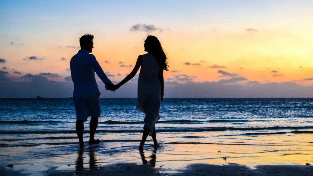 Love and Relationship Horoscope Today 30 August 2025: मेष से लेकर मीन राशि वालों की लव लाइफ में आज यानी 30...