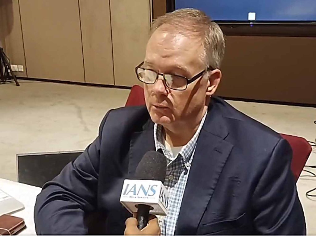 અમેરિકન વકીલે અમદાવાદ પ્લેન દુર્ઘટના સ્થળની મુલાકાત લીધી