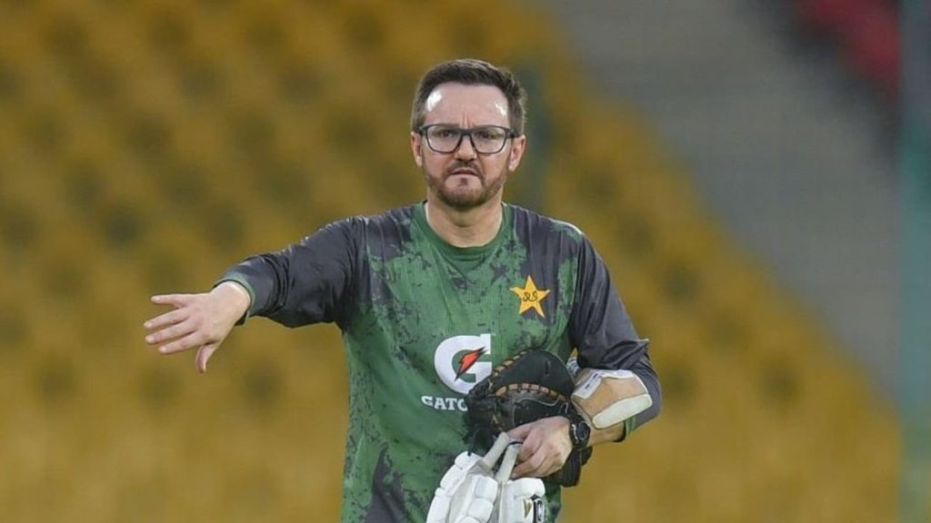 पाकिस्तान के पूर्व तेज गेंदबाज शोएब अख्तर ने कहा है कि माइक हेसन टी20 के...