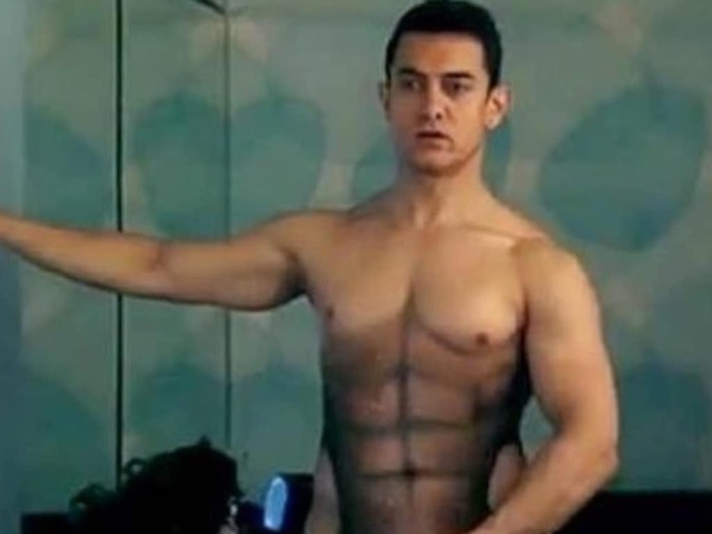 इस फिल्म के लिए न्यूड हो गए थे आमिर खान, मूवी थी ब्लॉकबस्टर, 500 करोड़ से ज्यादा की थी...