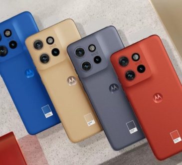 ₹6000 सस्ते हुए Motorola के 32MP सेल्फी कैमरा वाले 3 दमदार फोन, गिराओ या भीगो दो 5 साल तक रहेंगे...