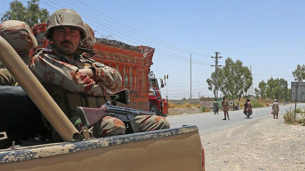 बलूचिस्तान सरकार के प्रवक्ता शाहिद रिंद ने नोटिफिकेशन की पुष्टि की है।...