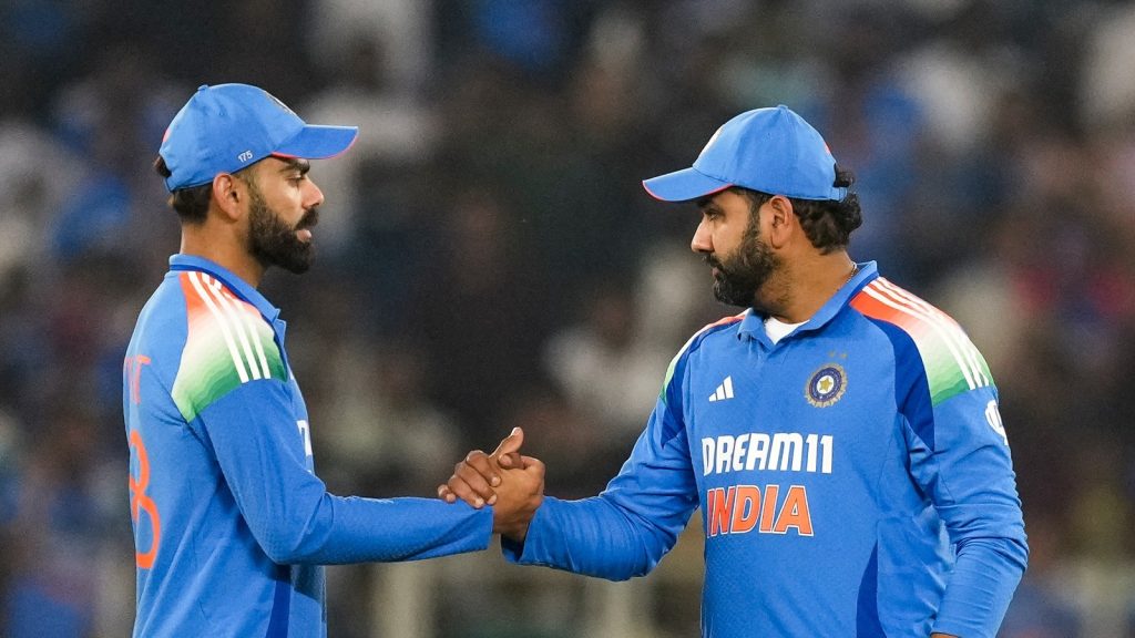 ઇંગ્લેન્ડને ભારતના ખૂબ જ અઘરા એન્ડરસન-ટેન્ડુલકર ટ્રોફીમાં 2-2 भारत का बेहद कड़े मुकाबले वाली एंडरसन-तेंदुलकर ट्रॉफी में इंग्लैंड को 2-2 से...