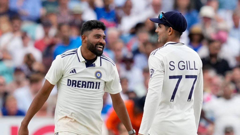 ઇન્ડિયા વર્સીસ ઇંગ્લેંડ ટેસ્ટ સિરીઝ 2-2થી સમાપ્ત થઈ. ભારત અંડાકાર … इंडिया वर्सेस इंग्लैंड टेस्ट सीरीज का अंत 2-2 की बराबरी पर हुआ। भारत ने ओवल...