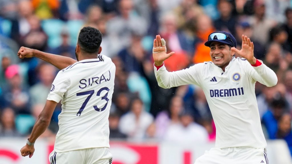 टीम इंडिया ने आखिरकार घर के बाहर पांच मैचों की टेस्ट सीरीज का आखिरी...