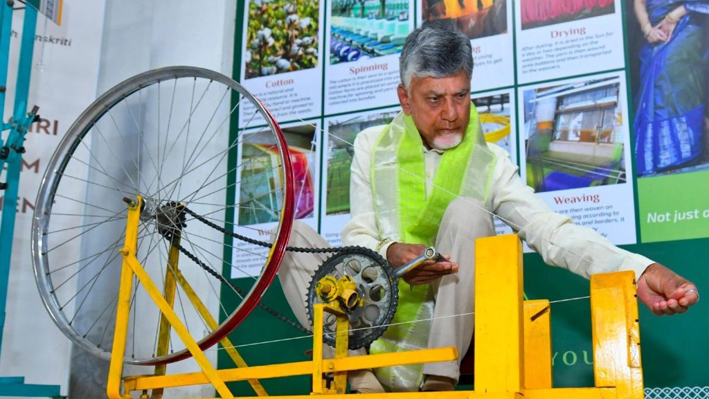 नायडू के पास हेरिटेज फूड्स लिमिटेड में कोई शेयर नहीं है। दूध और डेयरी...