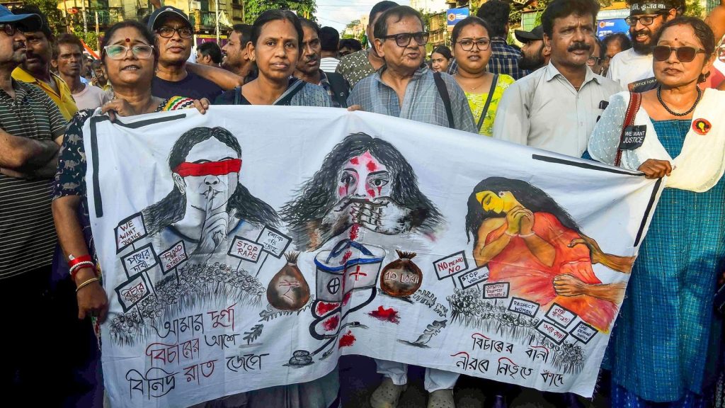 RG Kar Hospital rape case: आरजी कर हॉस्पिटल रेप केस की पीड़िता के पिता के खिलाफ टीएमसी नेता...