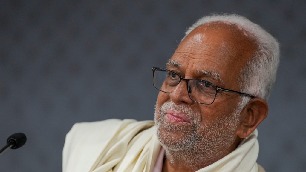 शिवसेना यूबीटी प्रमुख उद्धव ठाकरे ने शुक्रवार को उपराष्ट्रपति पद के...