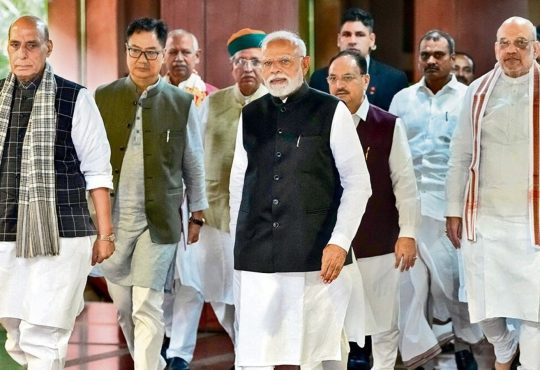 RSS और भाजपा के बीच अध्यक्ष पद को लेकर चर्चा 12 जनवरी 2025 को शुरू हुईं। रिपोर्ट...