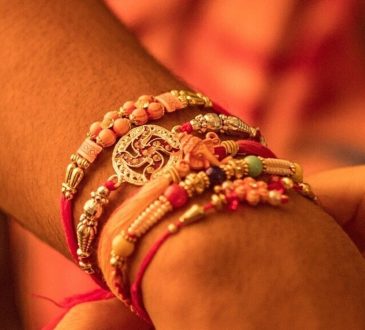 Rakhi Muhurat rahukaal: रक्षाबंधन का त्योहार हर साल श्रावण मास के पूर्णिमा को मनाया जाता...