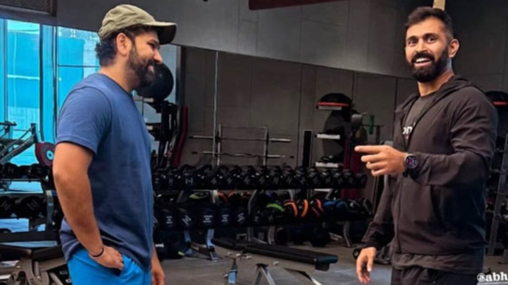 'हिटमैन' रोहित शर्मा ने दो महीने के ब्रेक के बाद वापसी की है। उन्होंने करीबी...